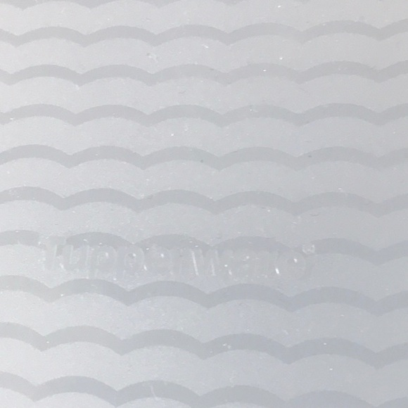 Tupperware Produce Storage Container Blue - Picture 4 of 4